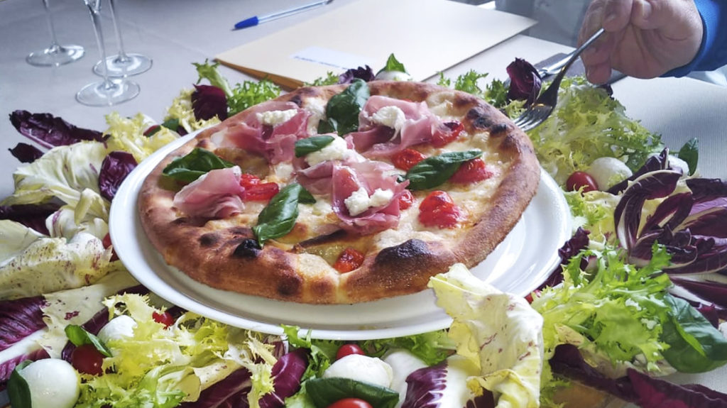 Pizza napoletana Manuno