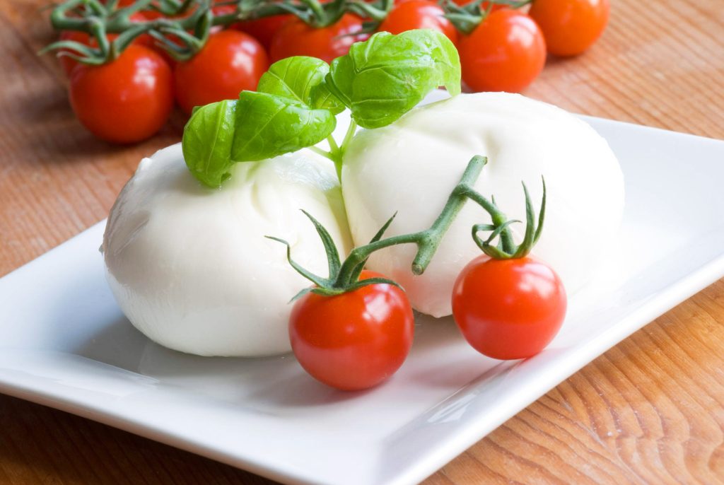 Mozzarella di bufala campana dop