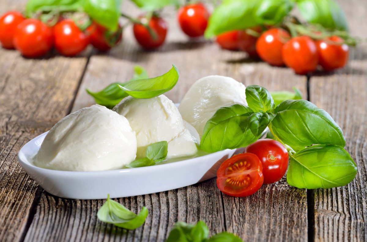 Mozzarella di bufala: Come viene fatta?